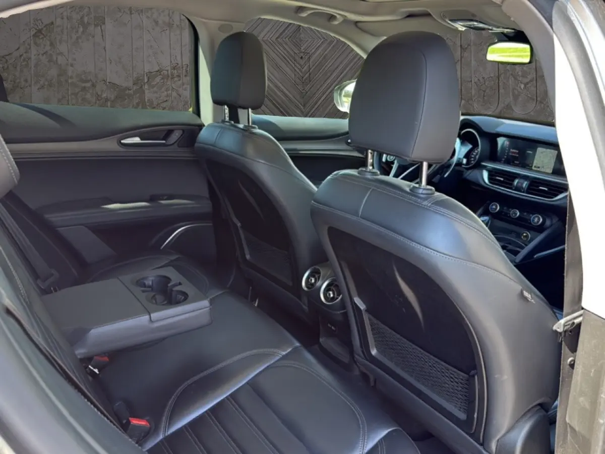2.0 T AWD First Edition Q4
