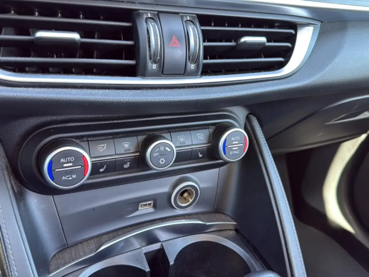 2.0 T AWD First Edition Q4