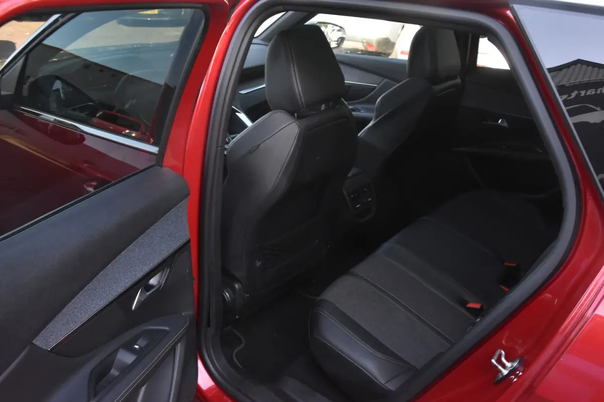 1.6T GT Line Automaat 180 PK â 2019 | Trekhaak | Stoelverwarming | Climate Control | Leuke