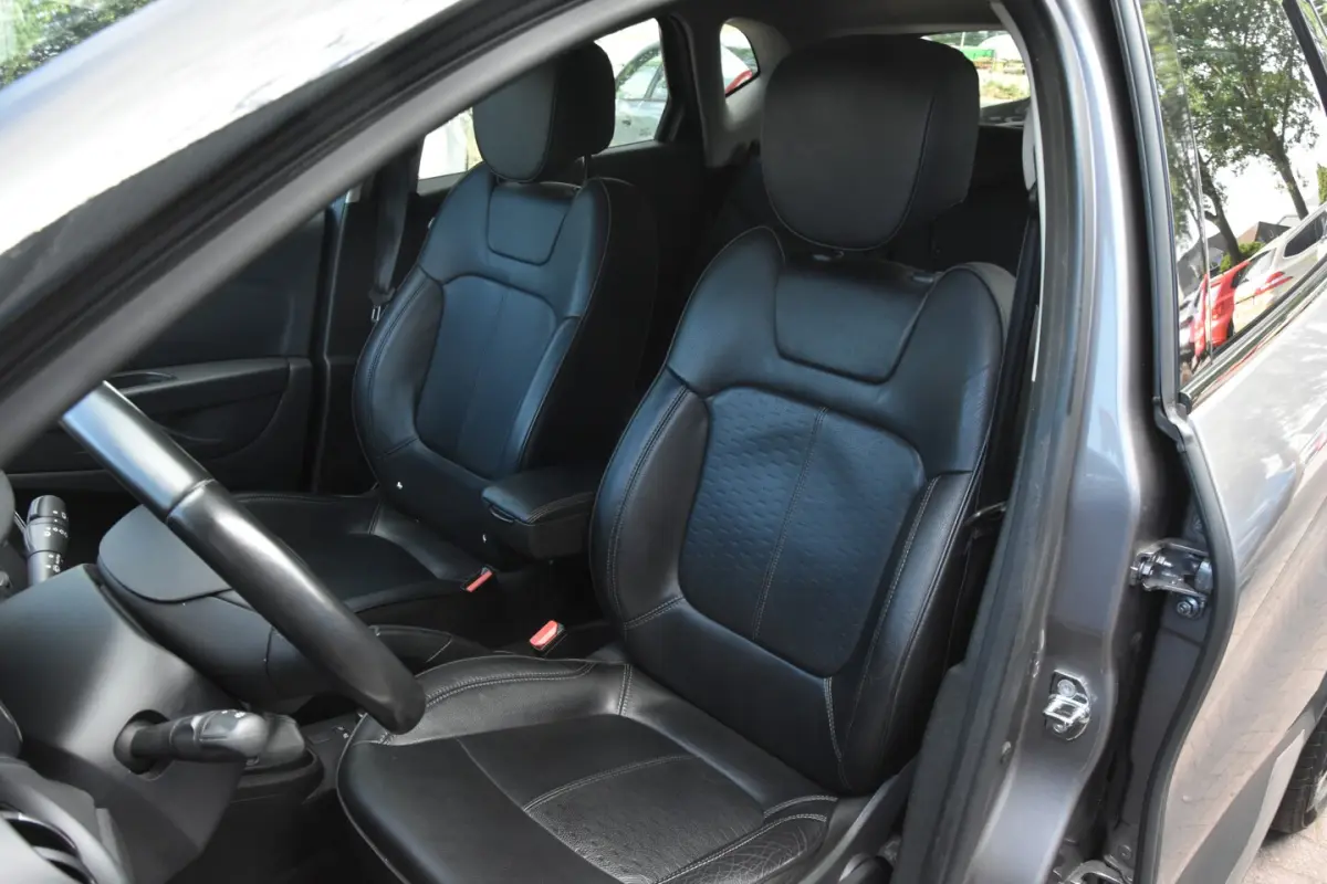 1.2 TCe Edition One â 2018 | Origineel Nederlandse auto | Trekhaak | Climate Control | Sto