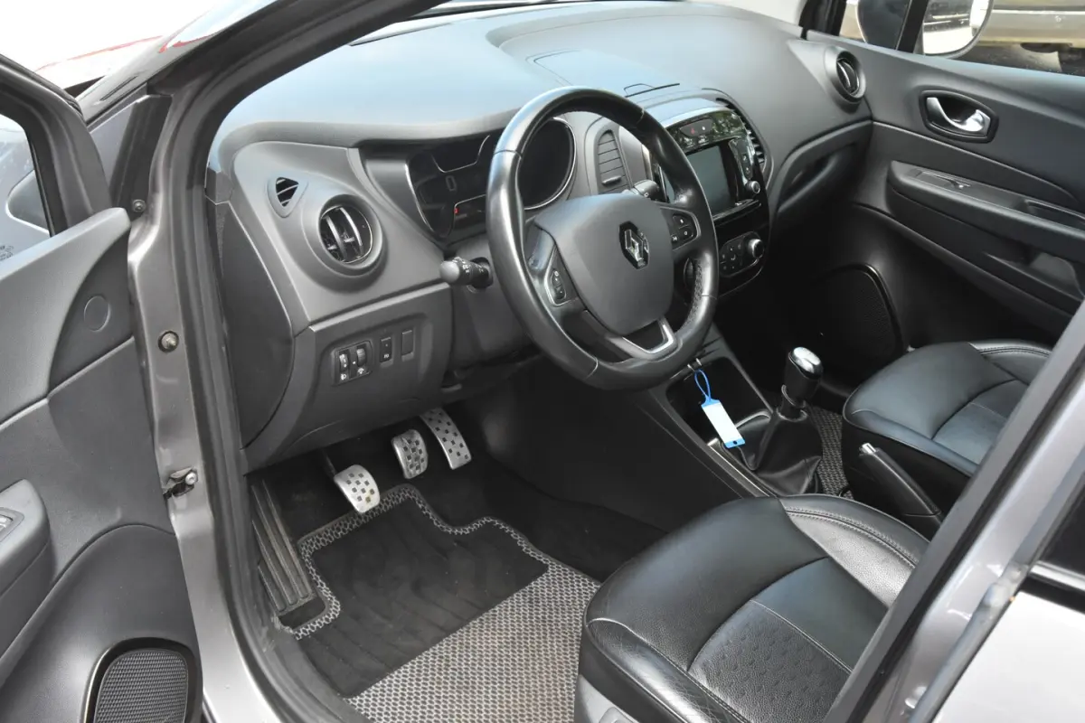 1.2 TCe Edition One â 2018 | Origineel Nederlandse auto | Trekhaak | Climate Control | Sto