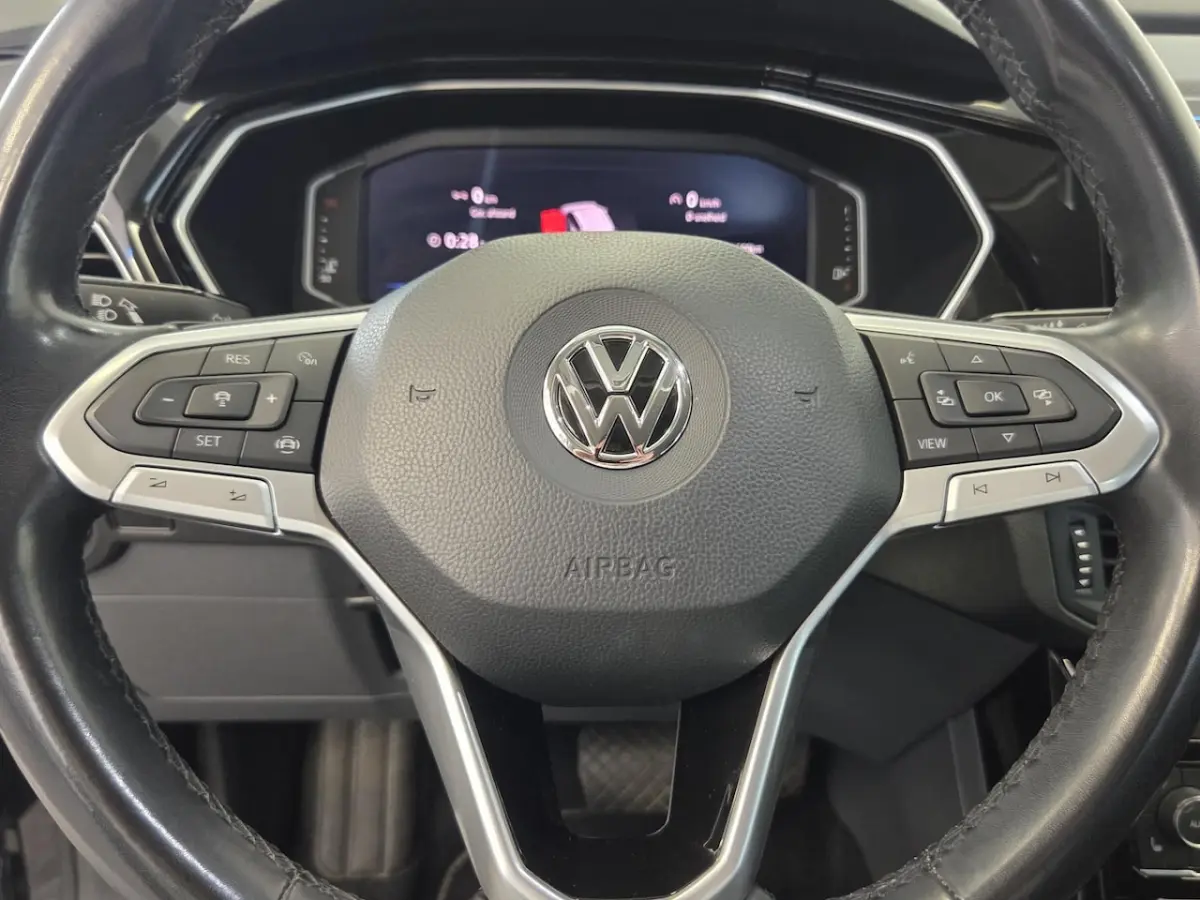 1.0 TSI Style Business R VCP Stoelverwarming Navigatie 24 Maanden garantie* (Vraag naar de
