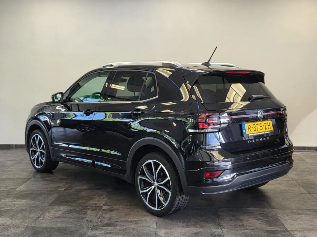 1.0 TSI Style Business R VCP Stoelverwarming Navigatie 24 Maanden garantie* (Vraag naar de