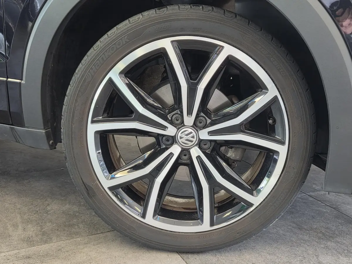 1.0 TSI Style Business R VCP Stoelverwarming Navigatie 24 Maanden garantie* (Vraag naar de