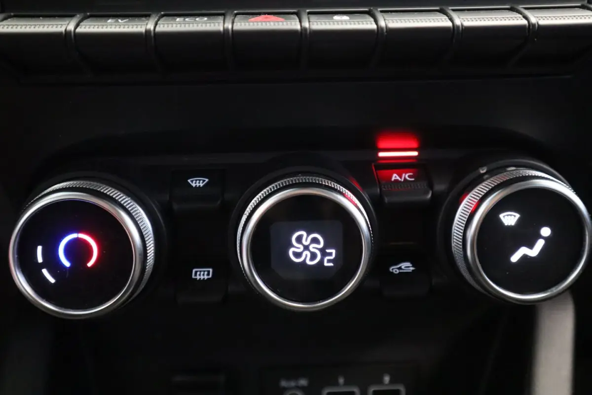 1.6 E-Tech Hybrid 145 Evolution Navigatie Full-led PDC 24 Maanden garantie* (Vraag naar de