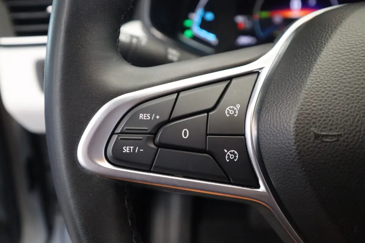 1.6 E-Tech Hybrid 145 Evolution Navigatie Full-led PDC 24 Maanden garantie* (Vraag naar de