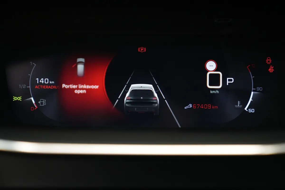 1.2 PureTech Allure Panoramadak Navigatie Full-led 24 Maanden garantie* (Vraag naar de voo