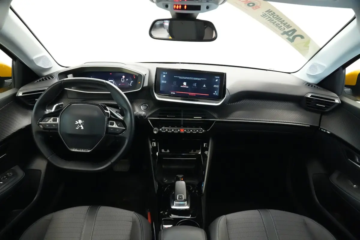 1.2 PureTech Allure Panoramadak Navigatie Full-led 24 Maanden garantie* (Vraag naar de voo