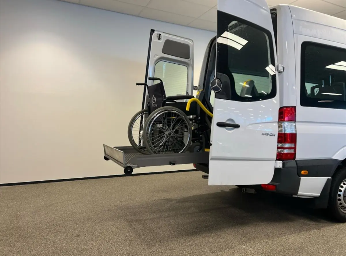 2.1 CDI 95KW AUT