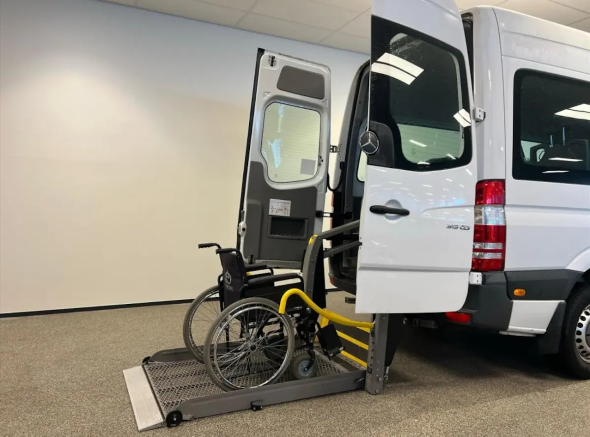 2.1 CDI 95KW AUT