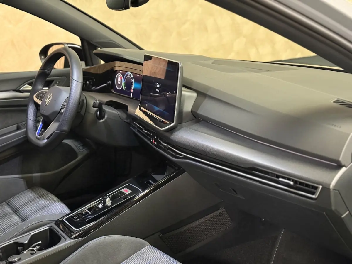 1.5 eHybrid GTE | Pano | 360 Camera | Keyless | Standkachel | ACC | Stoel-/Stuurverwarming