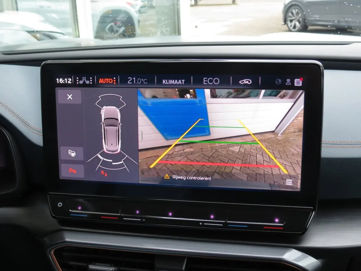 1.4 e-Hybrid VZ Performance Camera|Car-Play|Navi|Winter Pack|Petrol Blau Matt|Electr. Stoe