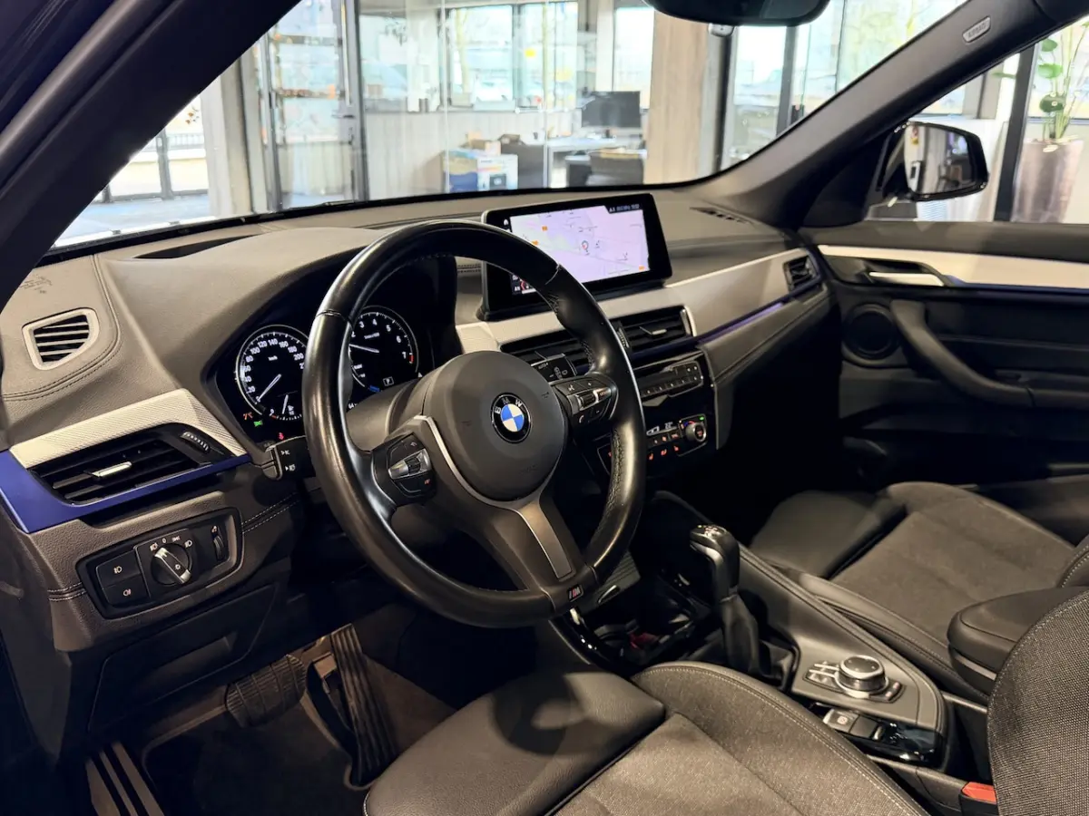 xDrive25e High Executive M-Sport | '19 | Camera | HUD | Electrische stoelen