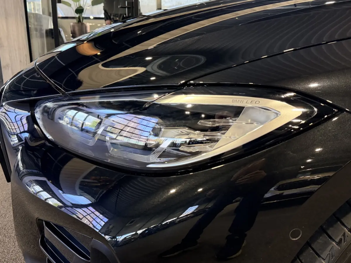420i High Executive H/K | Camera |Stoel/stuur/nek verwarming | Carplay | Navigatie