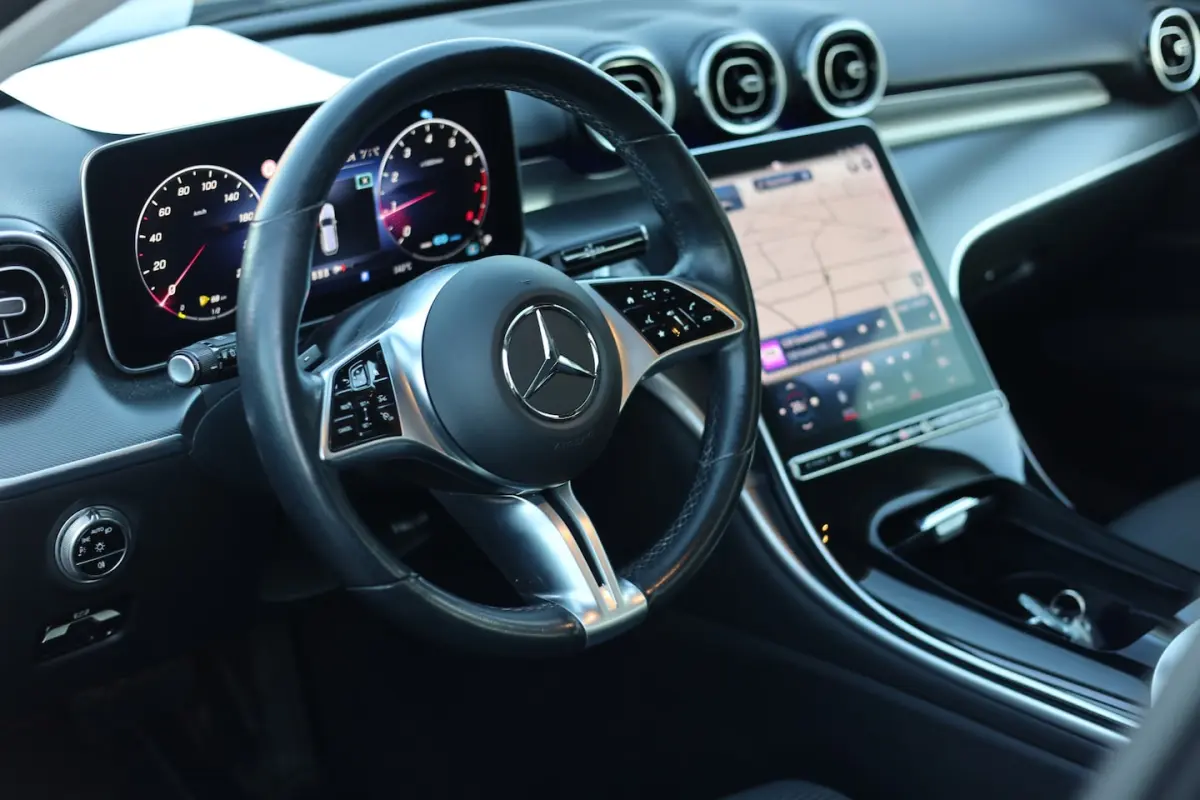 180 LUXURY | AUT | BURMESTER | AMBILIGHT | NL AUTO