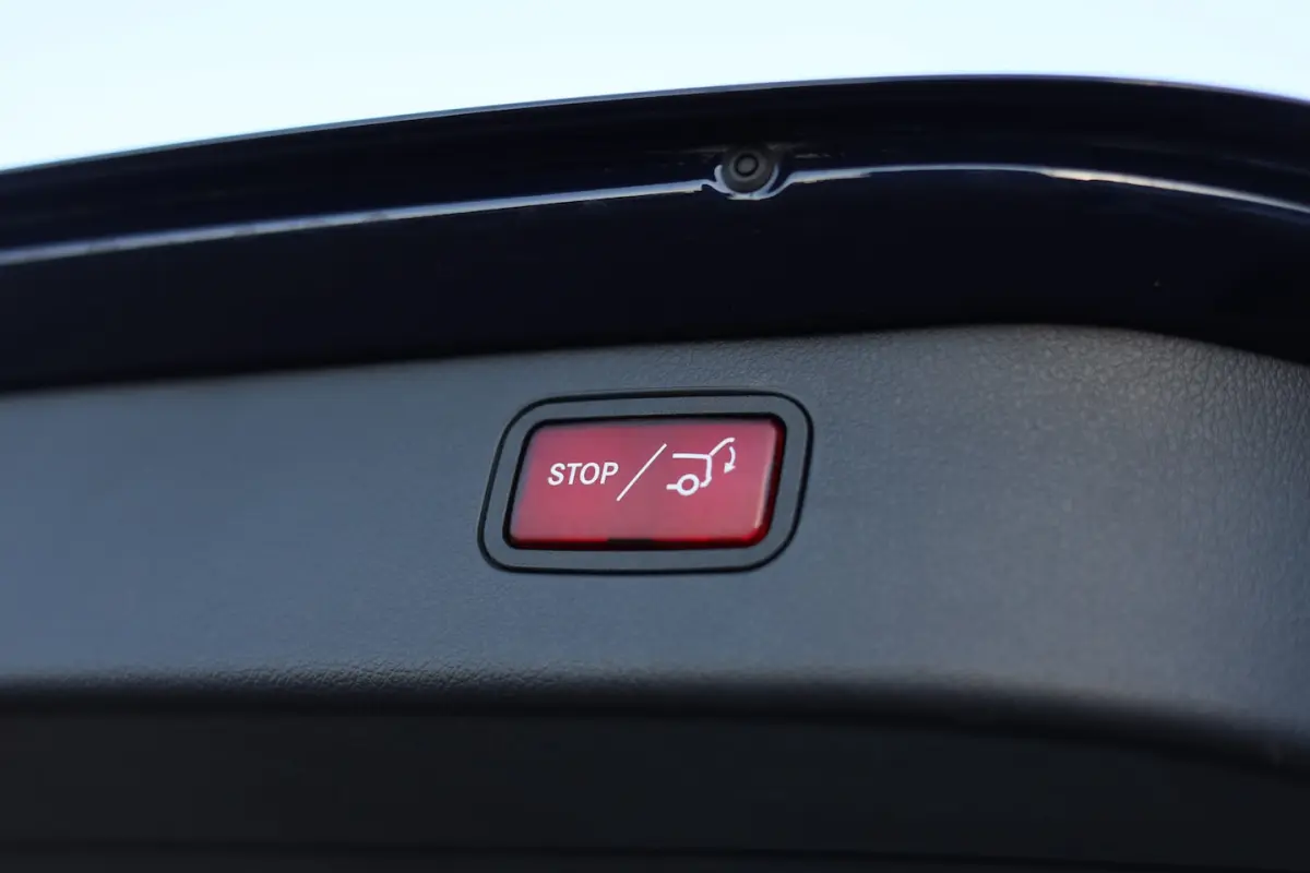 180 LUXURY | AUT | BURMESTER | AMBILIGHT | NL AUTO