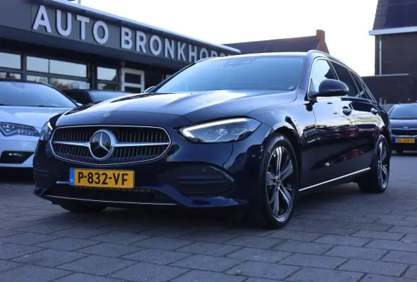 180 LUXURY | AUT | BURMESTER | AMBILIGHT | NL AUTO