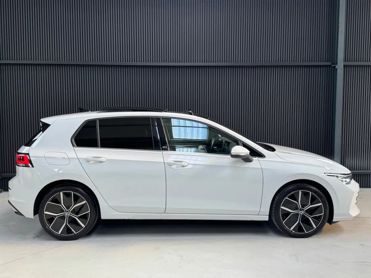 1.5 eTSI 50 Edition | Pano | Massage | IQ