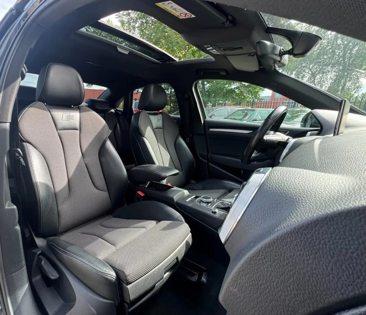 1.5 TFSI CoD Design Pro Line Plus l S-line l Virtual Display l Panorama l Facelift