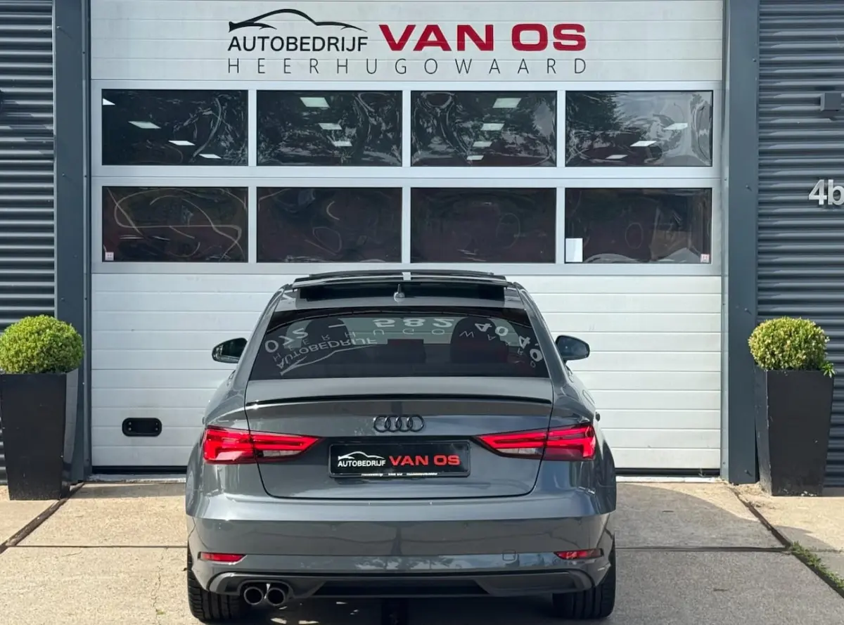 1.5 TFSI CoD Design Pro Line Plus l S-line l Virtual Display l Panorama l Facelift