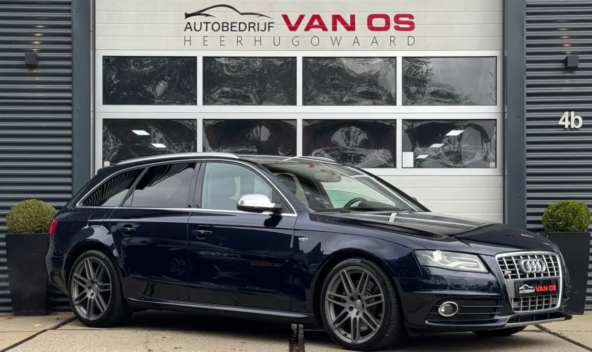 3.0 TFSI S4 quattro Pro Line 334 PK