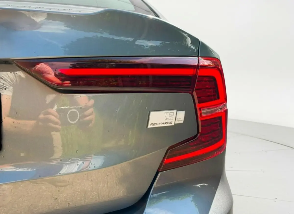2.0 Recharge T8 AWD R-Design POLESTAR