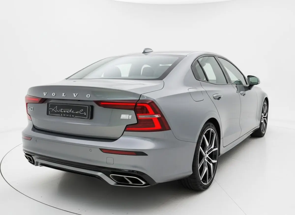 2.0 Recharge T8 AWD R-Design POLESTAR