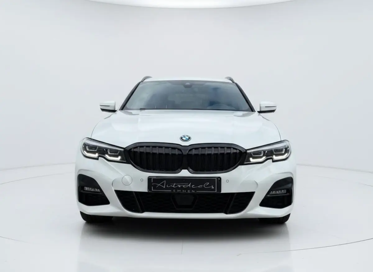 320e M SPORT