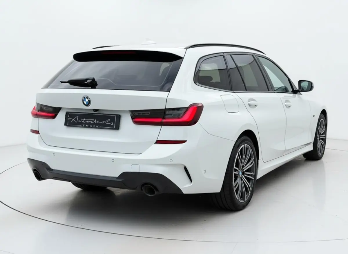 320e M SPORT
