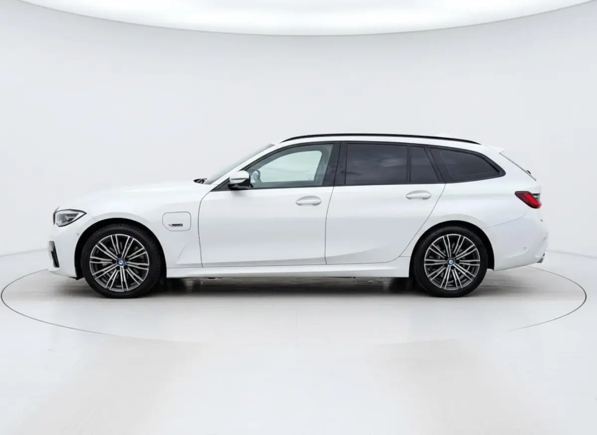 320e M SPORT