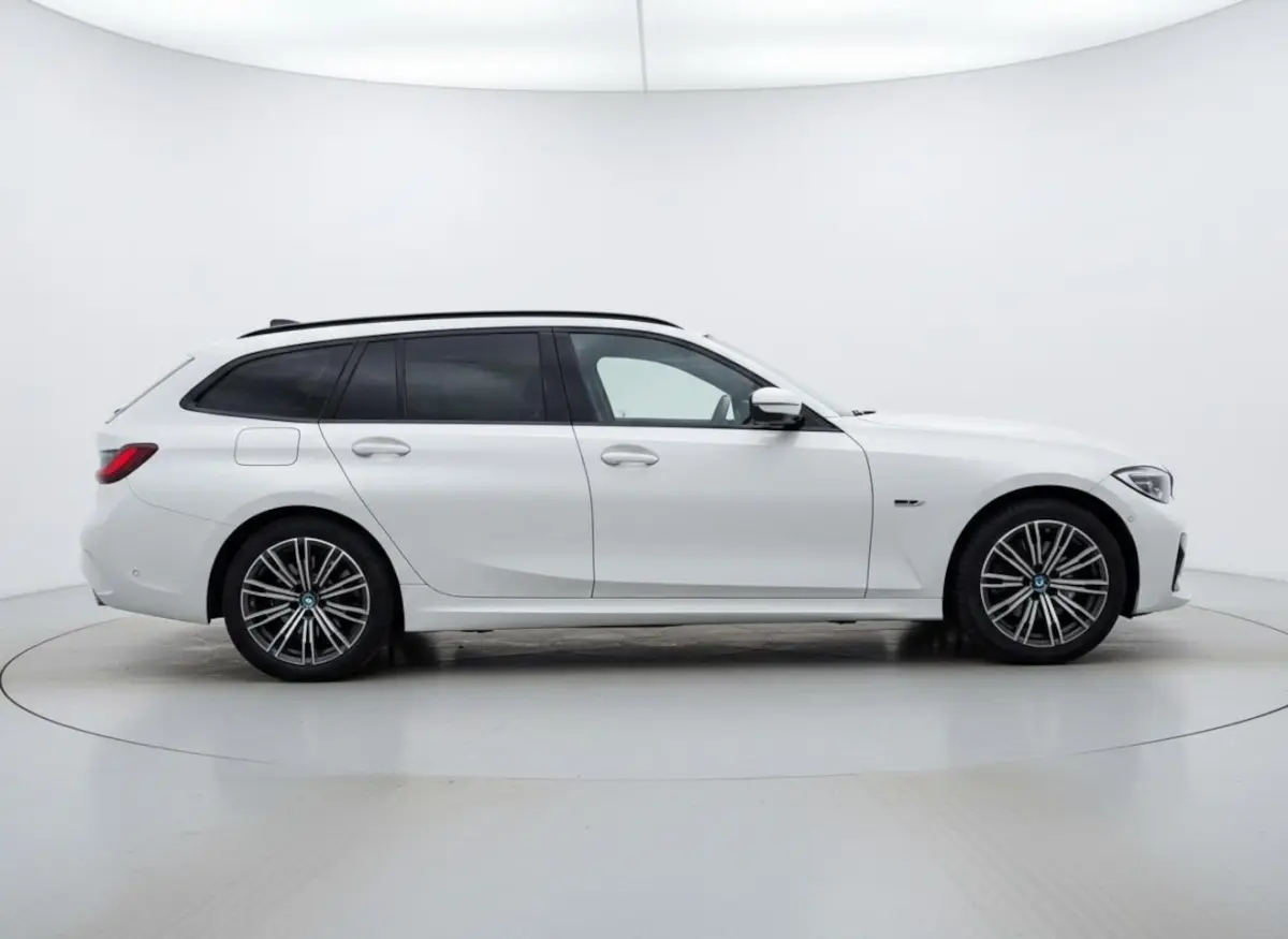 320e M SPORT