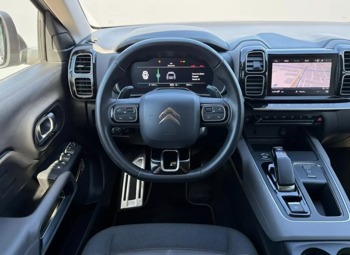 1.6 Plug-in Hybrid 225 Shine TREKHAAK - LEER - CARPLAY