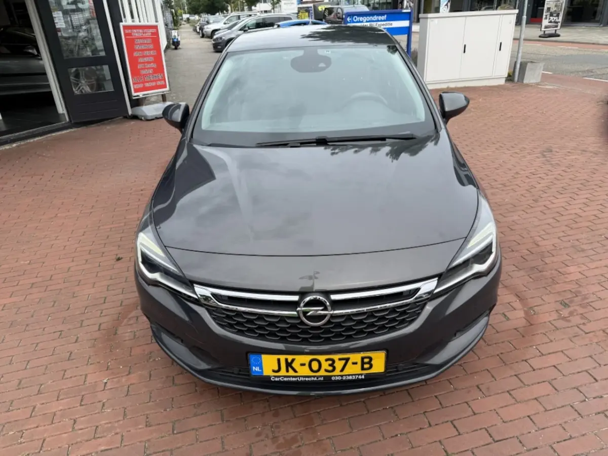 1.0 Business+ navi airco Apple Carplay turbo