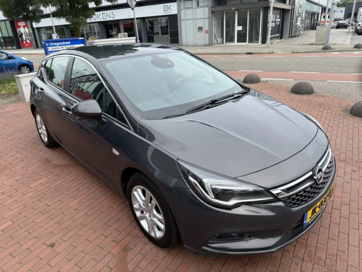 1.0 Business+ navi airco Apple Carplay turbo