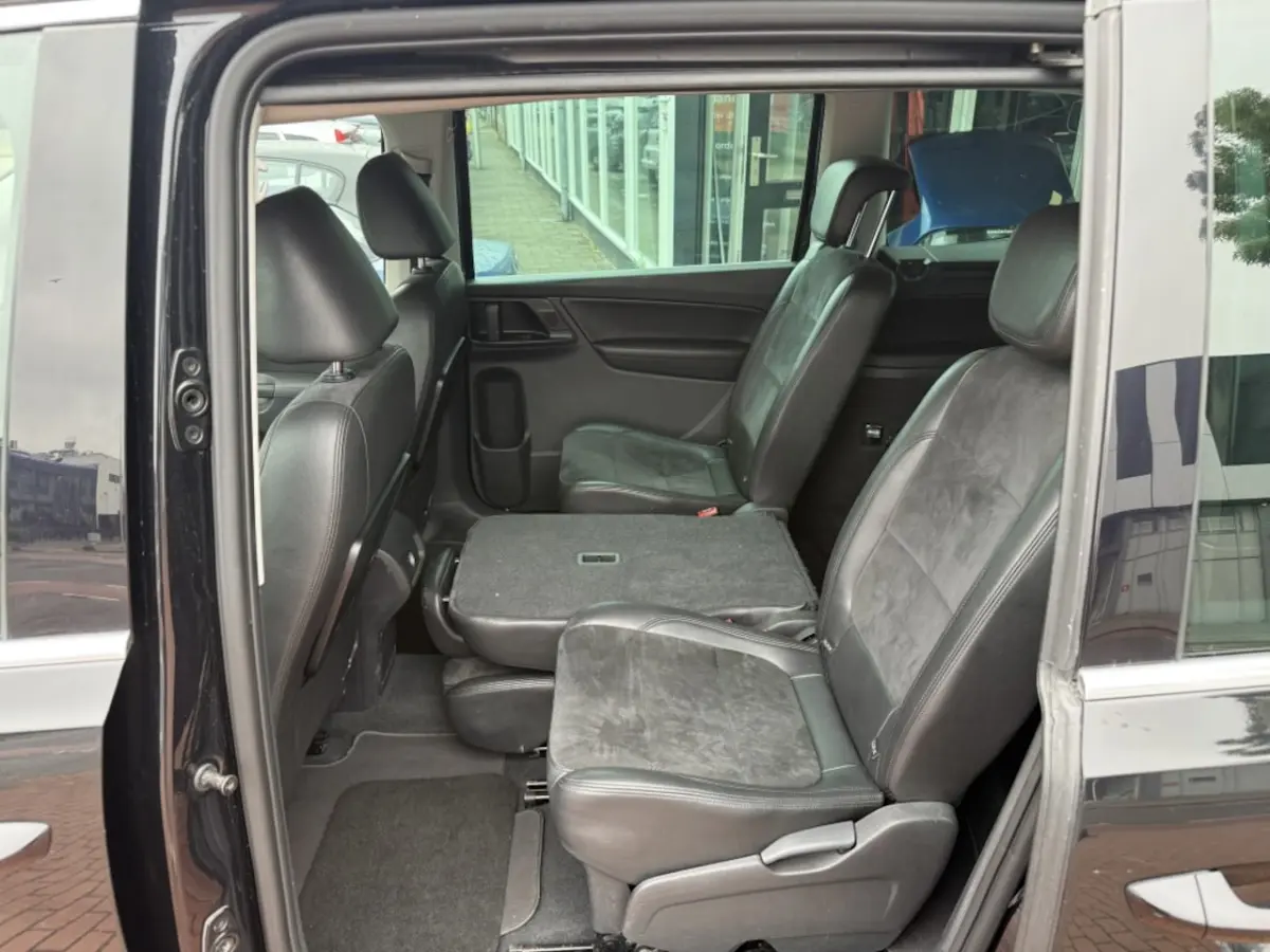 1.4 TSI Highline 7p airco navi leer trekhaak