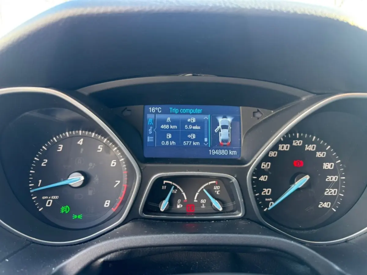 1.0 EcoBoost Titanium | trekhaak | 6versn | airco |