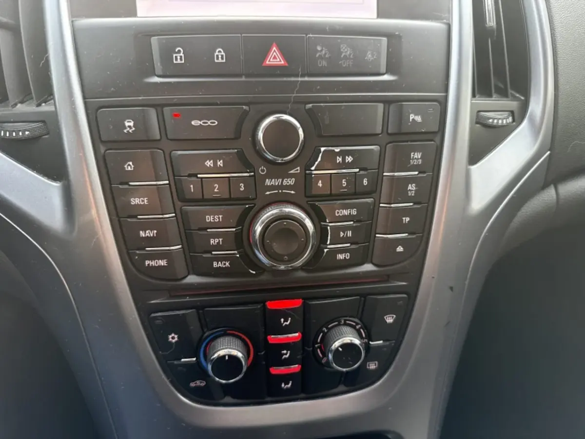 1.6 CDTi Business + | navi | 6 vers | airco |
