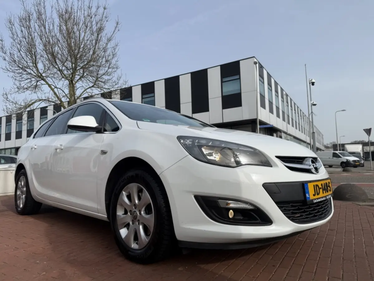 1.6 CDTi Business + | navi | 6 vers | airco |