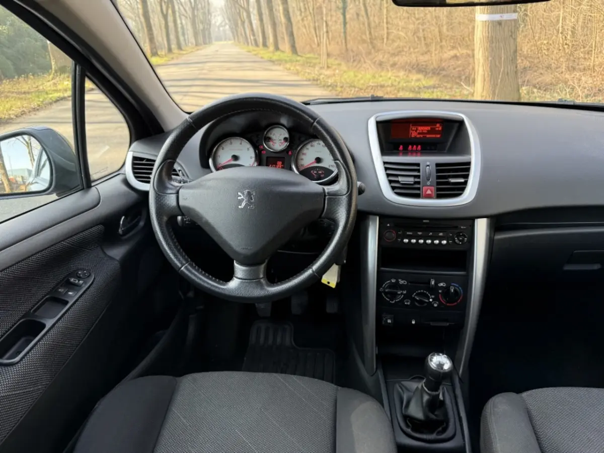 1.4 VTi Look |+ NW APK | Gas G3 | Airco | 3Drs |