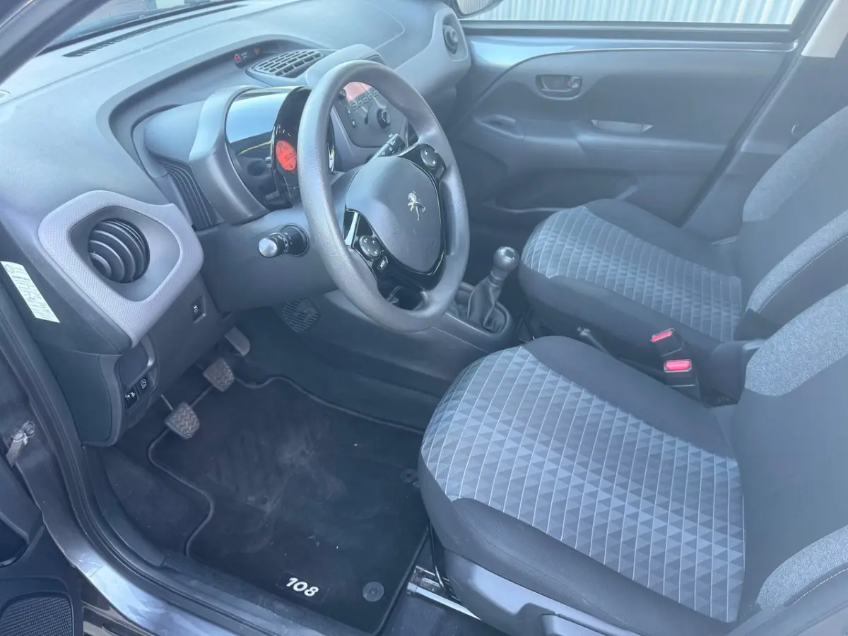 1.0 e-VTi Active / 1E EIGENAAR / AIRCO / NL-AUTO / ELEK. PAKKET / ZUINIG