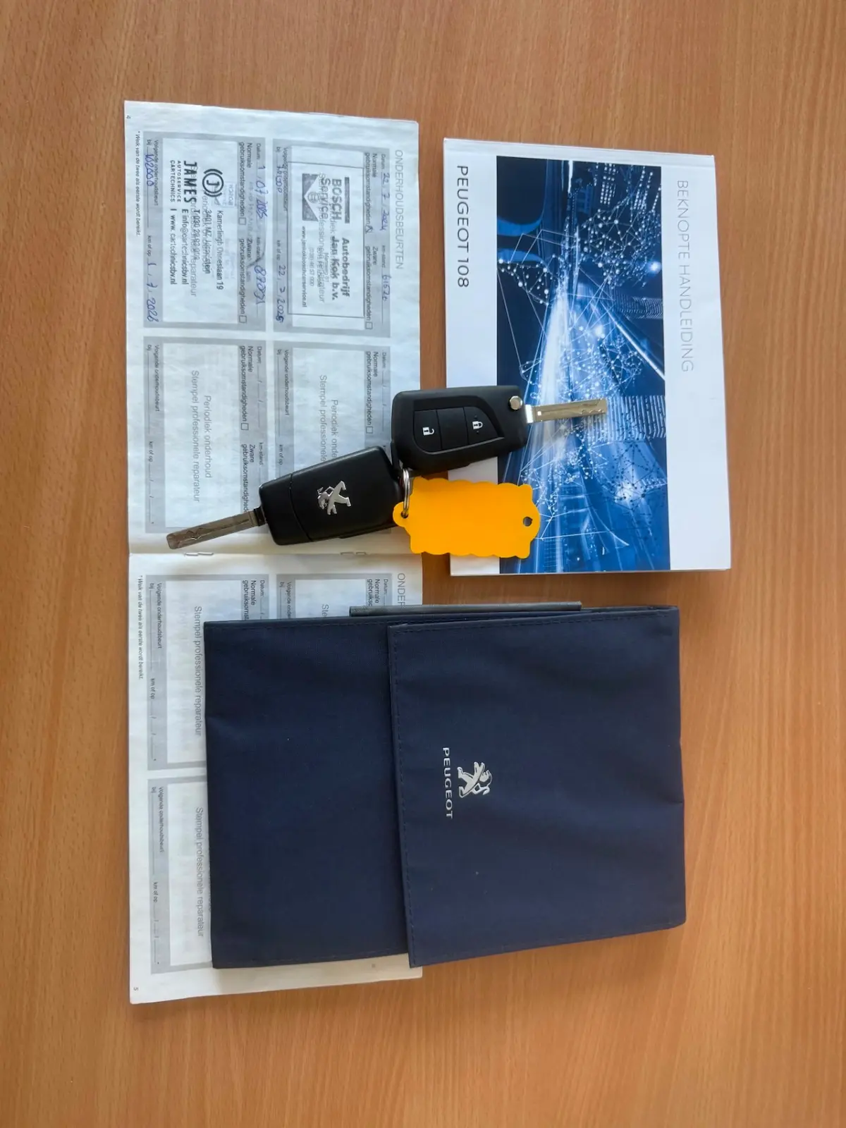 1.0 e-VTi Active / 1E EIGENAAR / AIRCO / NL-AUTO / ELEK. PAKKET / ZUINIG