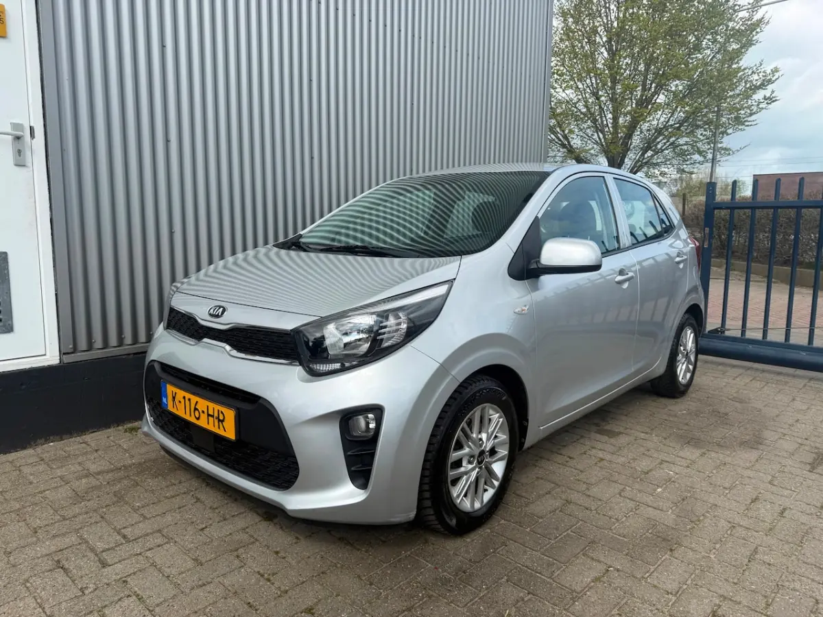1.0 DPi DynamicLine / APPLE CARPLAY / 1E EIGENAAR / NAVIGATIE / ACHTERUITRIJCAMERA / CRUIS