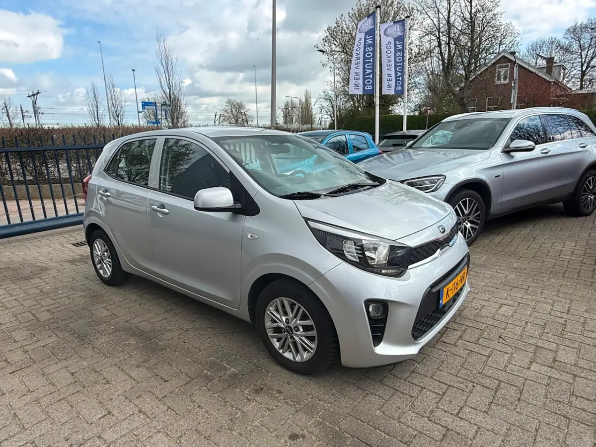 1.0 DPi DynamicLine / APPLE CARPLAY / 1E EIGENAAR / NAVIGATIE / ACHTERUITRIJCAMERA / CRUIS