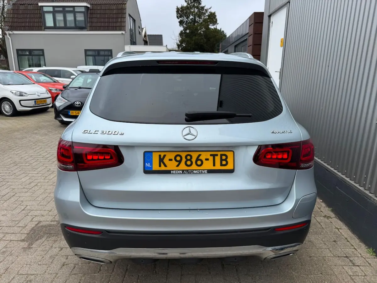 300e 4MATIC Business Solution Luxury ECC / CRUISE / CAMERA / NAVI / LEDER / NAVI / LMV