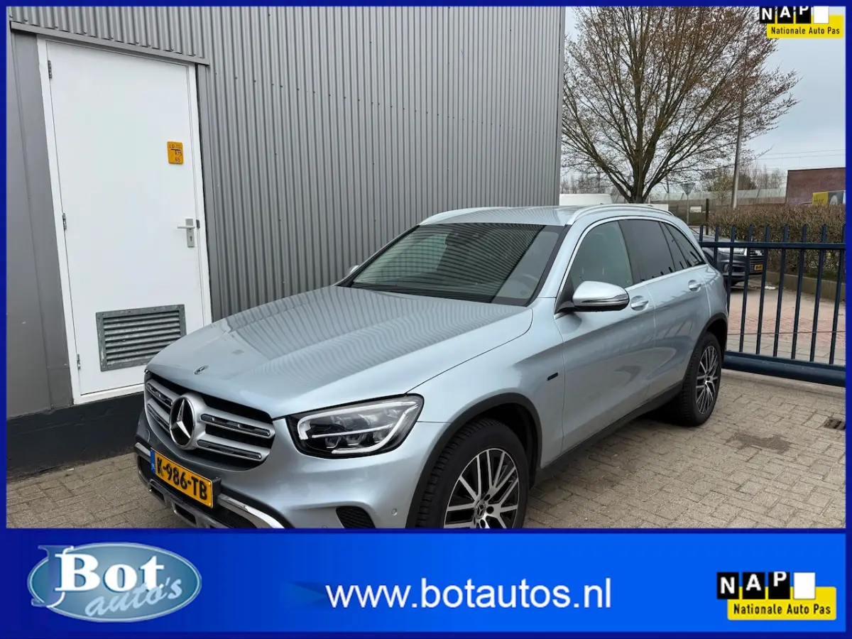 300e 4MATIC Business Solution Luxury ECC / CRUISE / CAMERA / NAVI / LEDER / NAVI / LMV