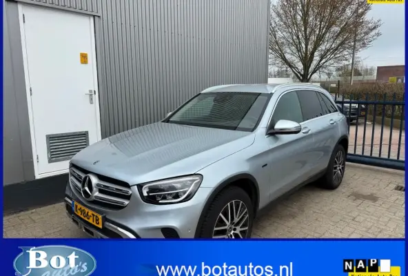 300e 4MATIC Business Solution Luxury ECC / CRUISE / CAMERA / NAVI / LEDER / NAVI / LMV