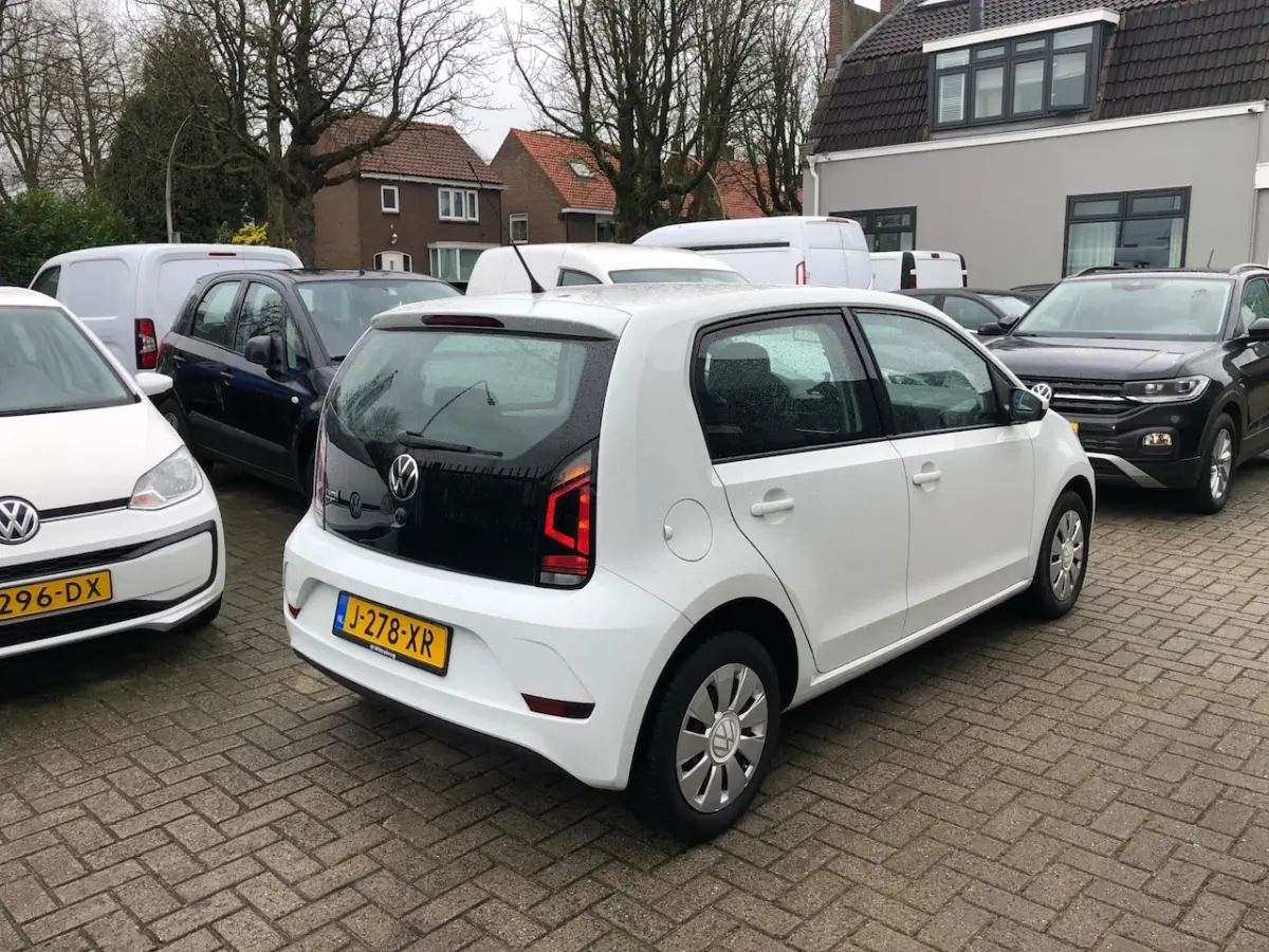 1.0 BMT move up 6X UP OP VOORRAAD / AIRCO / BLUETOOTH / ZUINIG / NEDERLANDSE AUTO