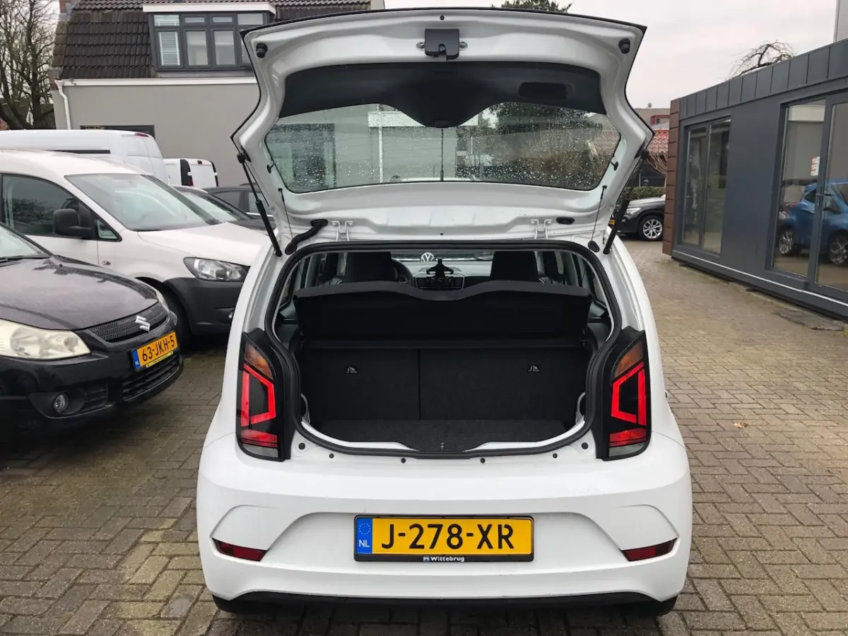 1.0 BMT move up 6X UP OP VOORRAAD / AIRCO / BLUETOOTH / ZUINIG / NEDERLANDSE AUTO