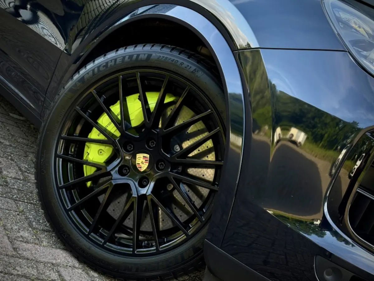 4.0 TURBO S E-Hybrid PANO|CERAMIC|CHRONO|BURM3D|MASSAGE
