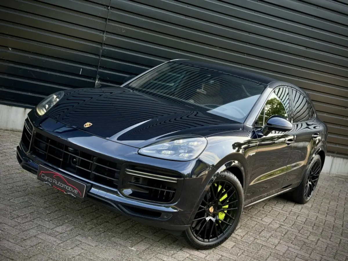 4.0 TURBO S E-Hybrid PANO|CERAMIC|CHRONO|BURM3D|MASSAGE